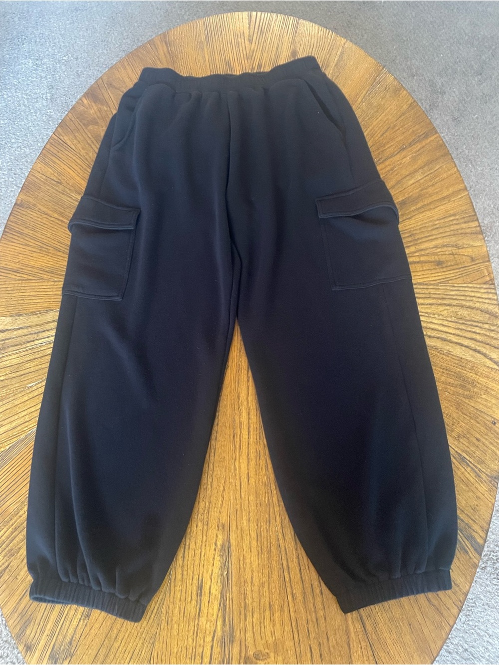 Varley Black Athletic Cargo Jogger with Elastic Waist Size S 25” inseam